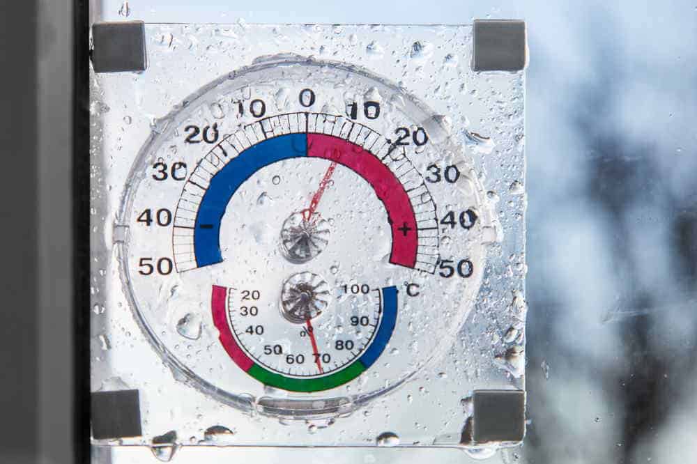 infactory Außenthermometer analog: Analoges Thermometer mit Hygrometer, 10  cm (Innenthermometer analog, Außenthermometer Fenster analog,  Kühlschrankthermometer) : : Garten